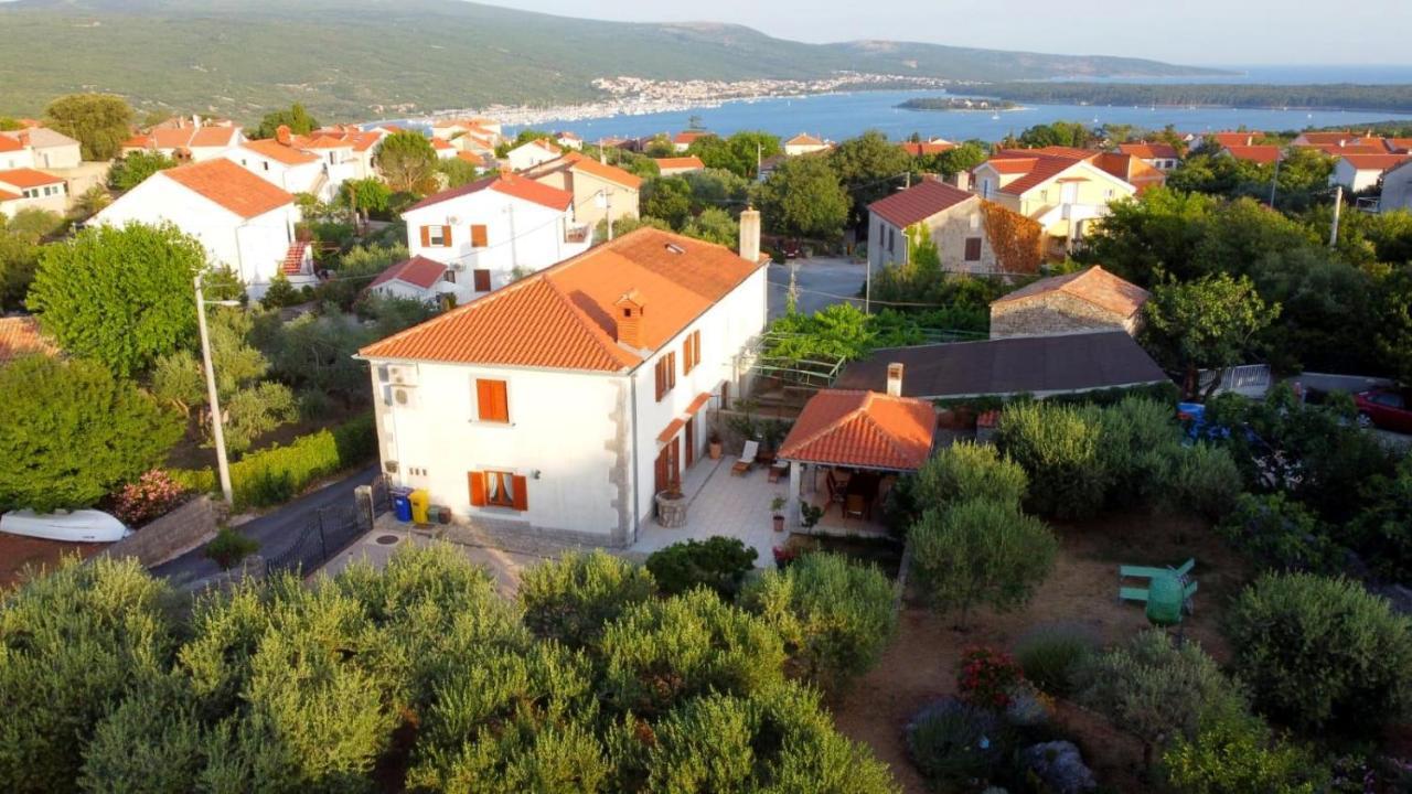 Holiday Home Lavanda Kornic Ngoại thất bức ảnh