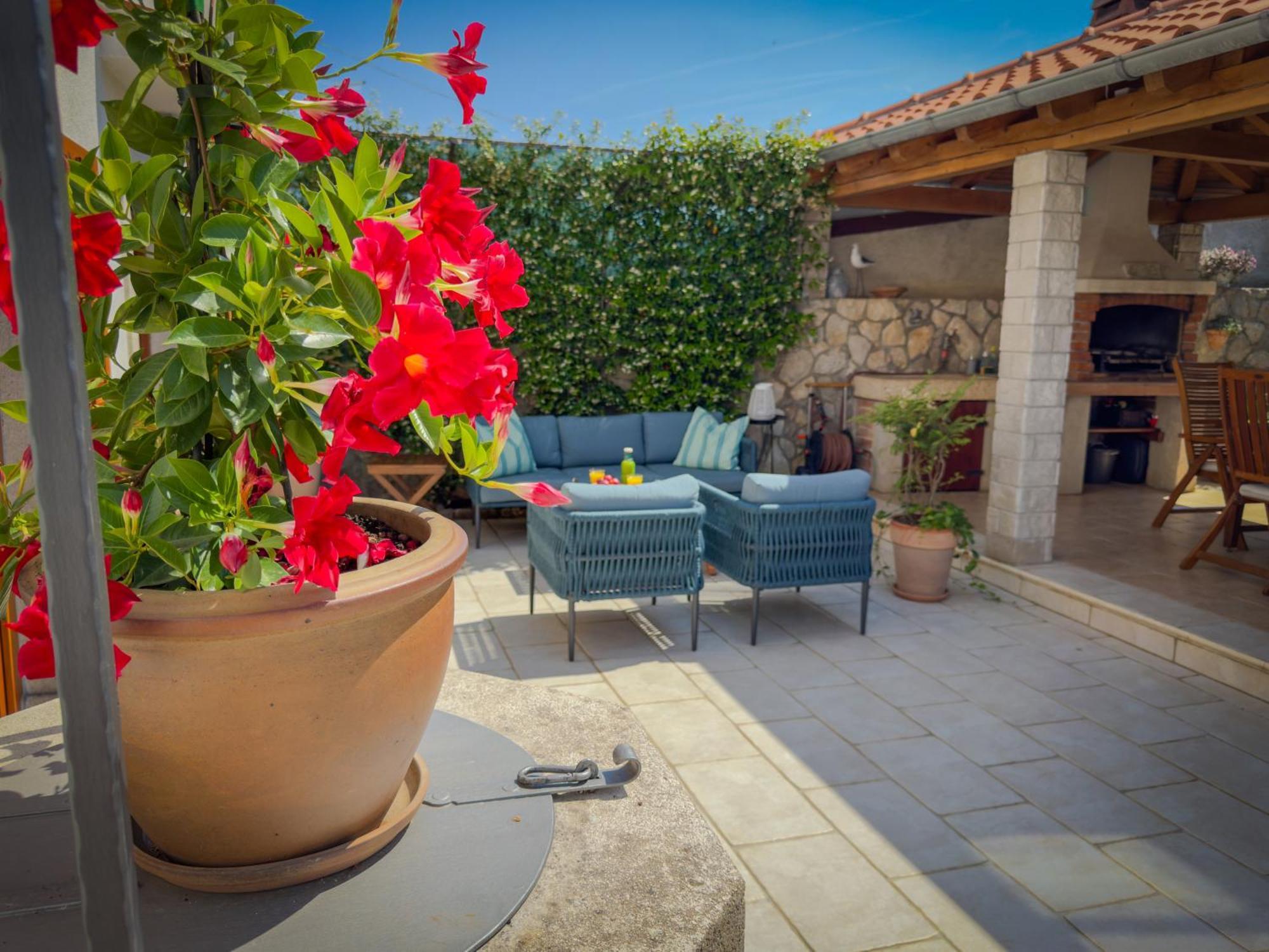 Holiday Home Lavanda Kornic Ngoại thất bức ảnh